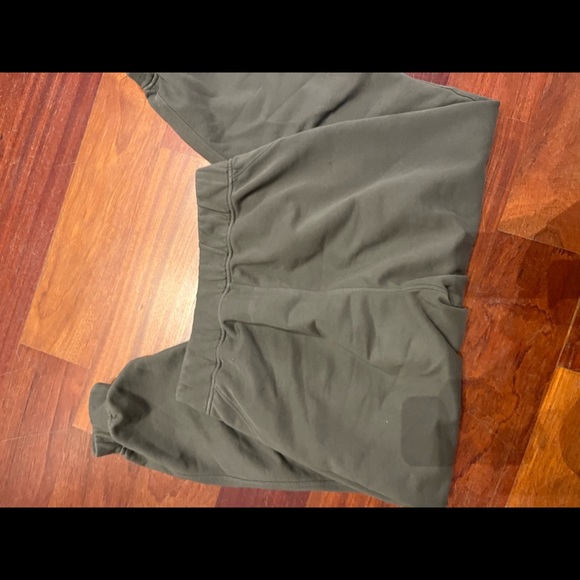 Lululemon relaxed sweatpants - Picture 3 of 4